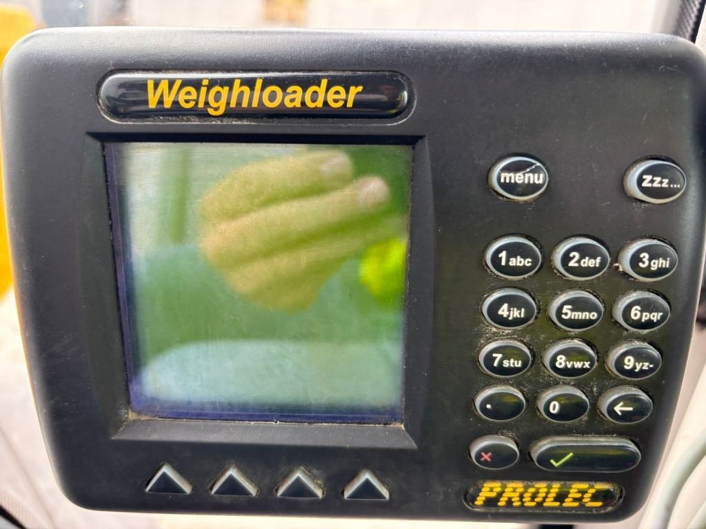 Wiellader Volvo L 90 H (High tip + New tires)