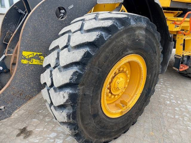 Wiellader Volvo L 90 H MIETE / RENTAL (12002215)