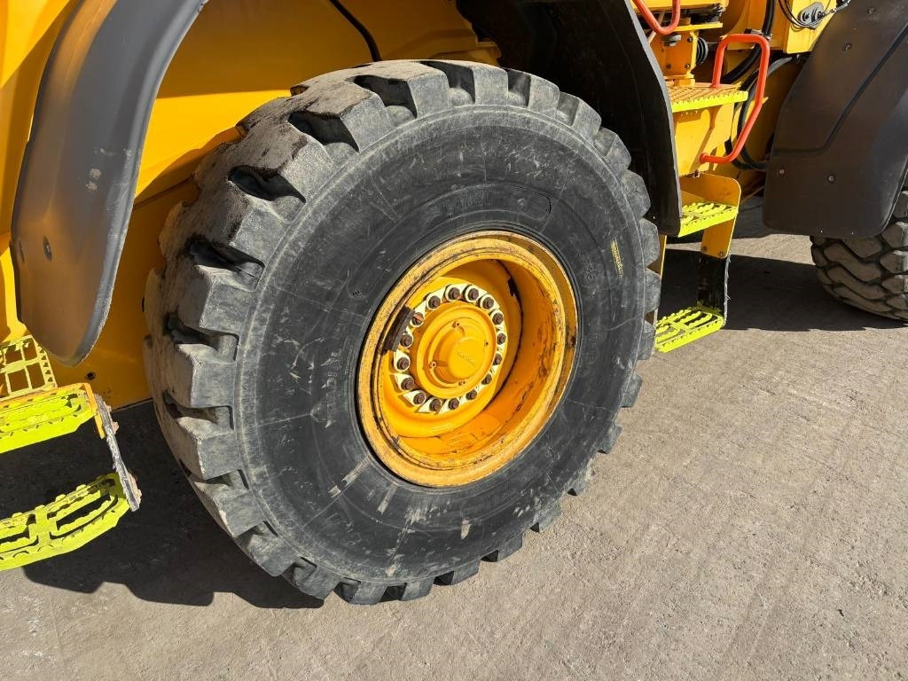 Wiellader Volvo L 90 H (Under Preparation)