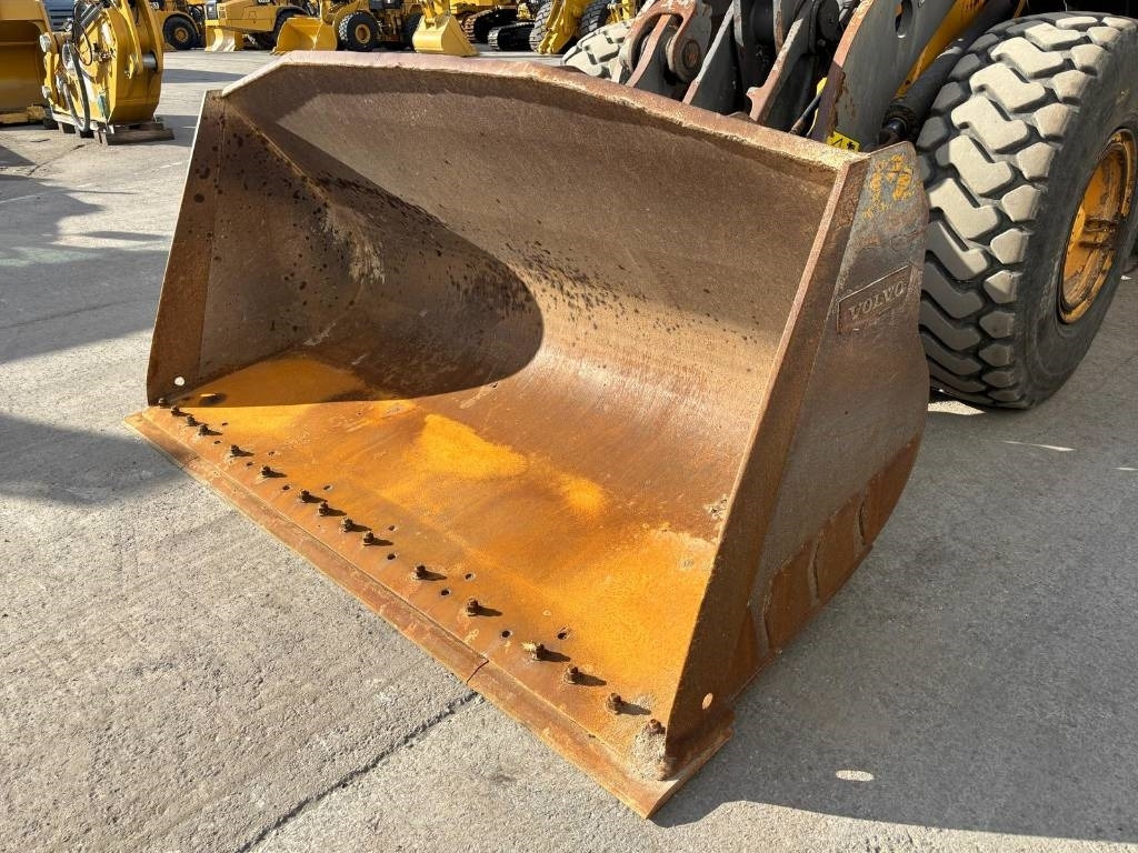 Wiellader Volvo L 90 H (Under Preparation)