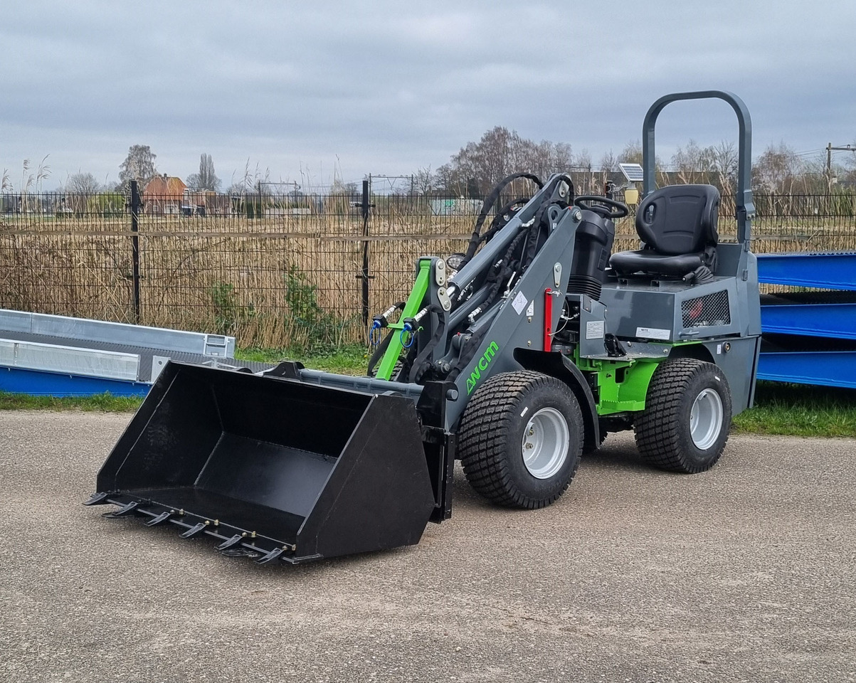 Wiellader WCM -L1460 shovel met beugel