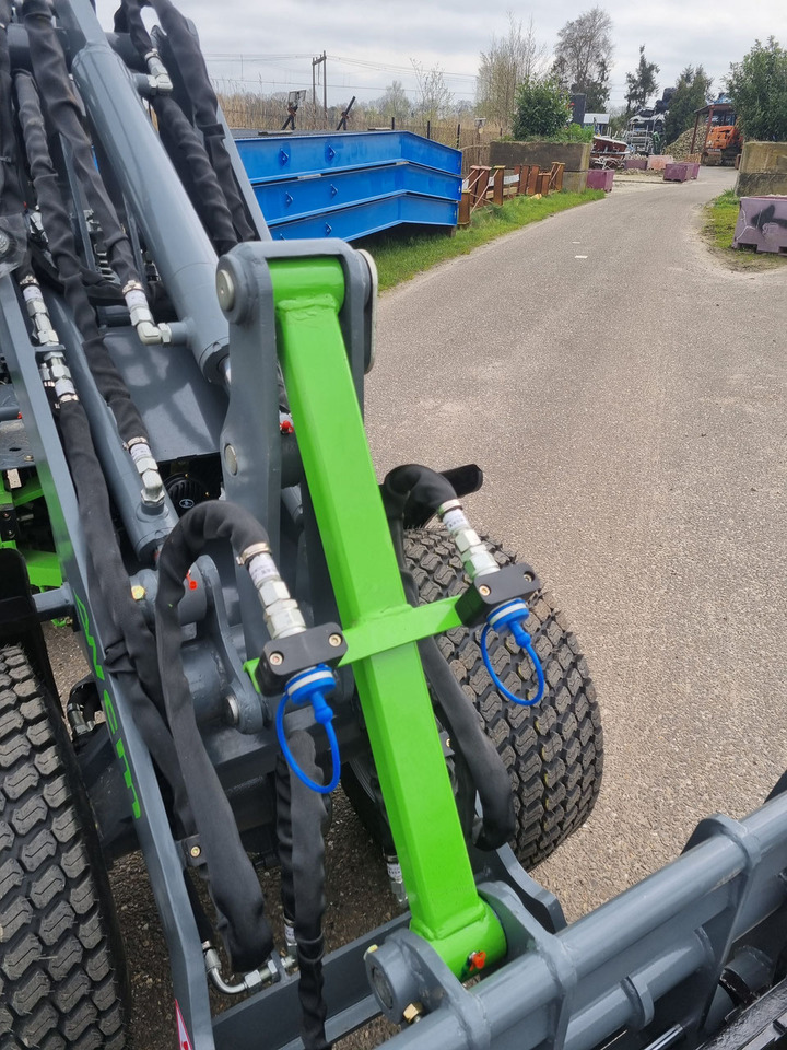 Wiellader WCM -L1460 shovel met beugel
