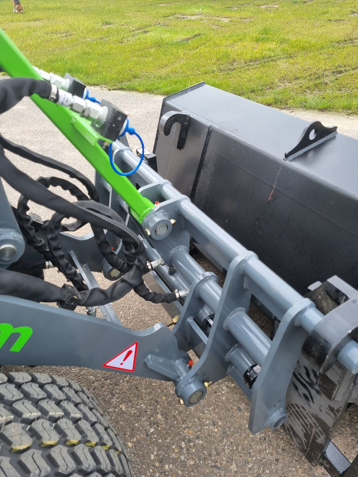 Wiellader WCM -L1460 shovel met beugel