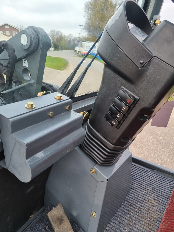 Wiellader WCM L2416