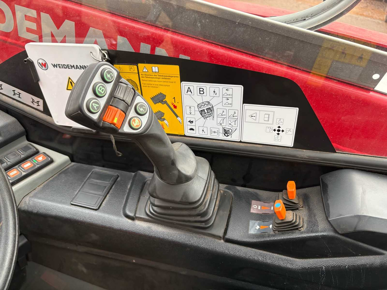 Wiellader WEIDEMANN T4512 - FORKLIFT