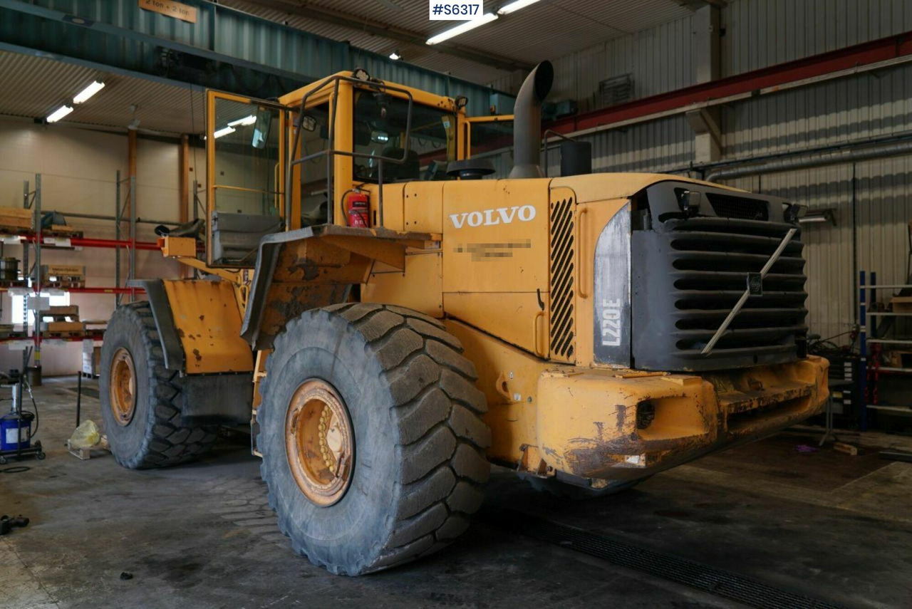 Wiellader WHEEL LOADER VOLVO L220 E