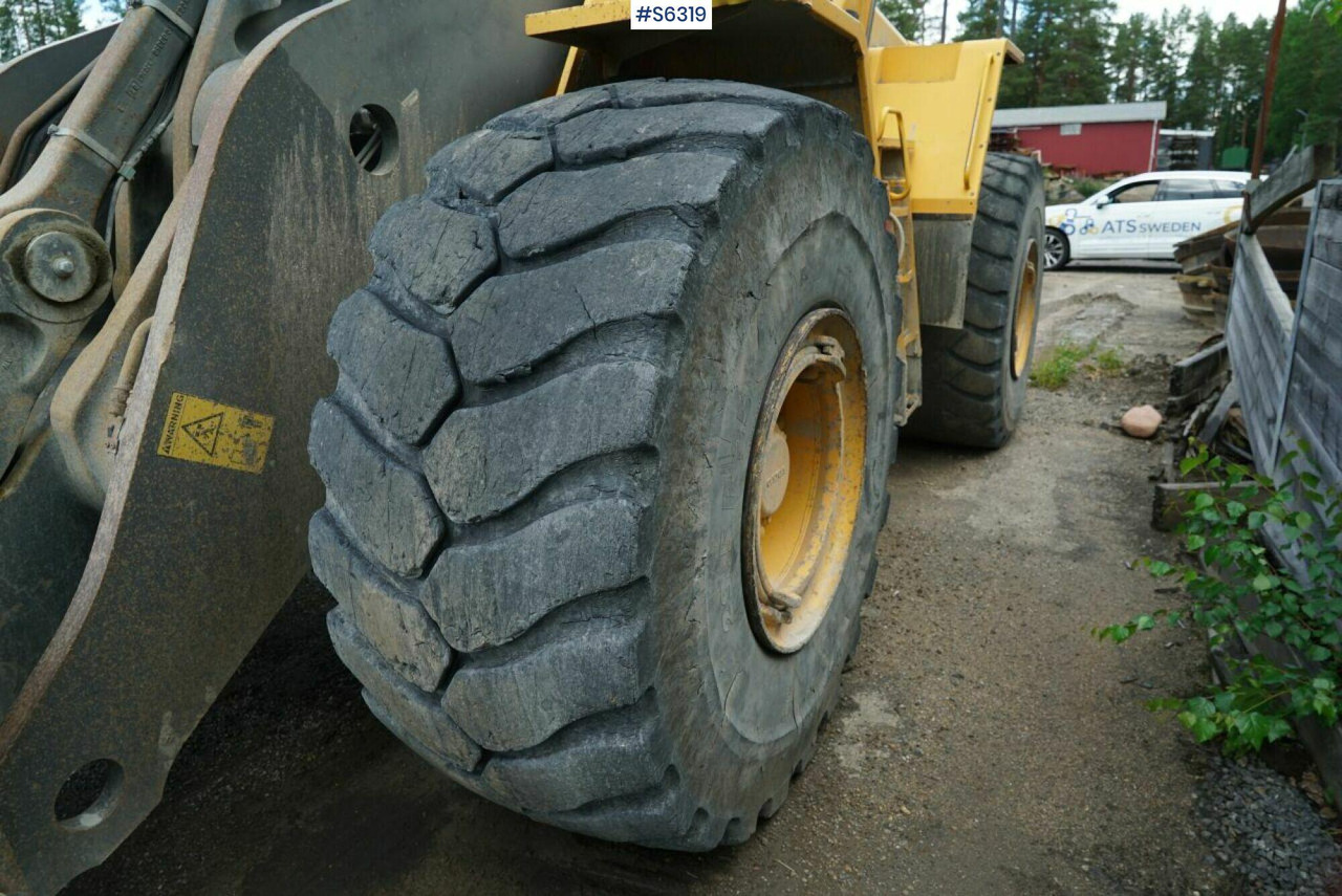 Wiellader WHEEL LOADER VOLVO L220 F