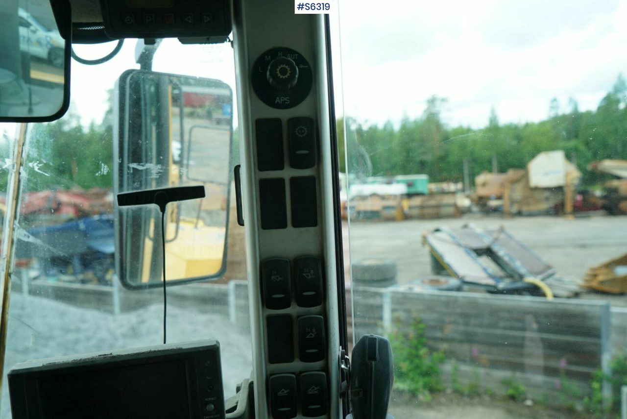 Wiellader WHEEL LOADER VOLVO L220 F
