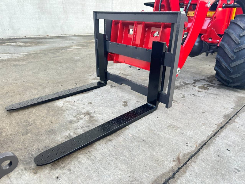 Wiellader WOLF MINI 780T