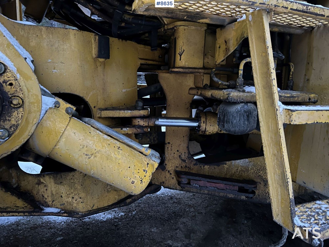 Wiellader Wheel Loader Volvo BM L120 with bucket