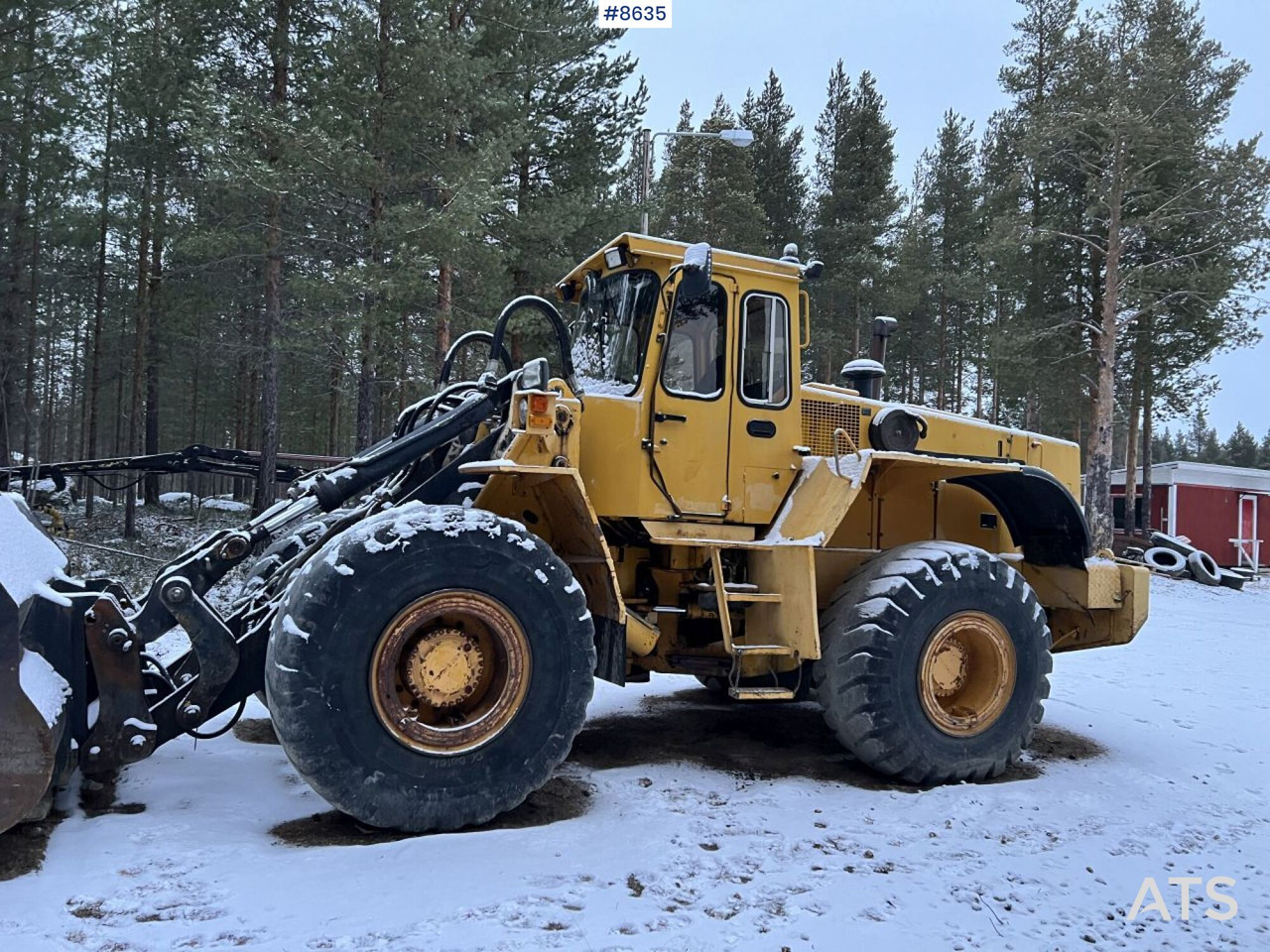 Wiellader Wheel Loader Volvo BM L120 with bucket