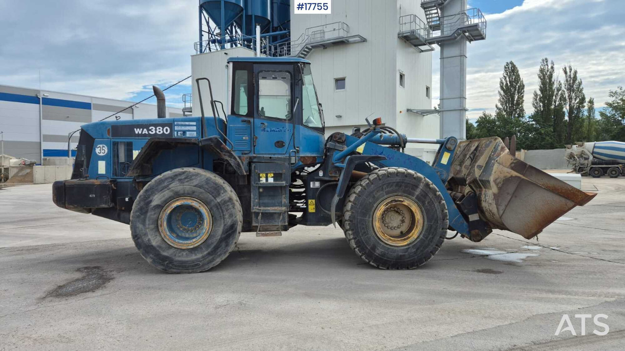 Wiellader Wheel loader KOMATSU WA380 5H (2002)