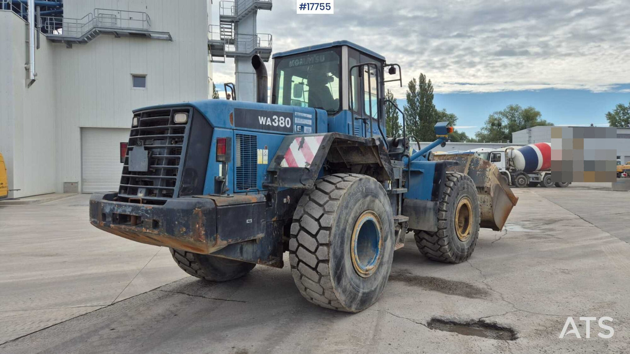 Wiellader Wheel loader KOMATSU WA380 5H (2002)