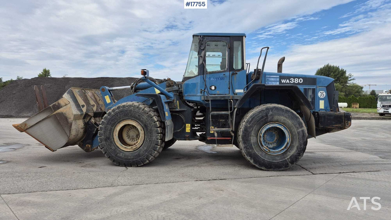 Wiellader Wheel loader KOMATSU WA380 5H (2002)