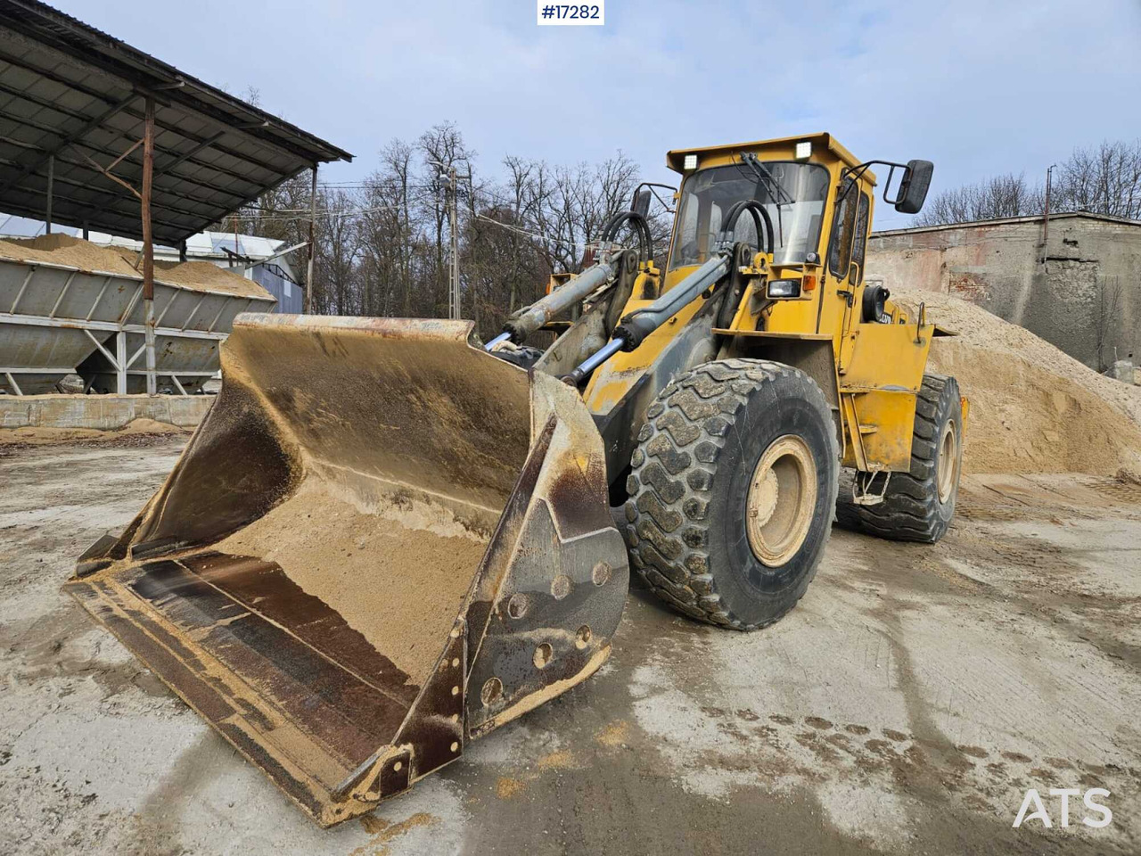 Wiellader Wheel loader VOLVO BM L120 (1991)