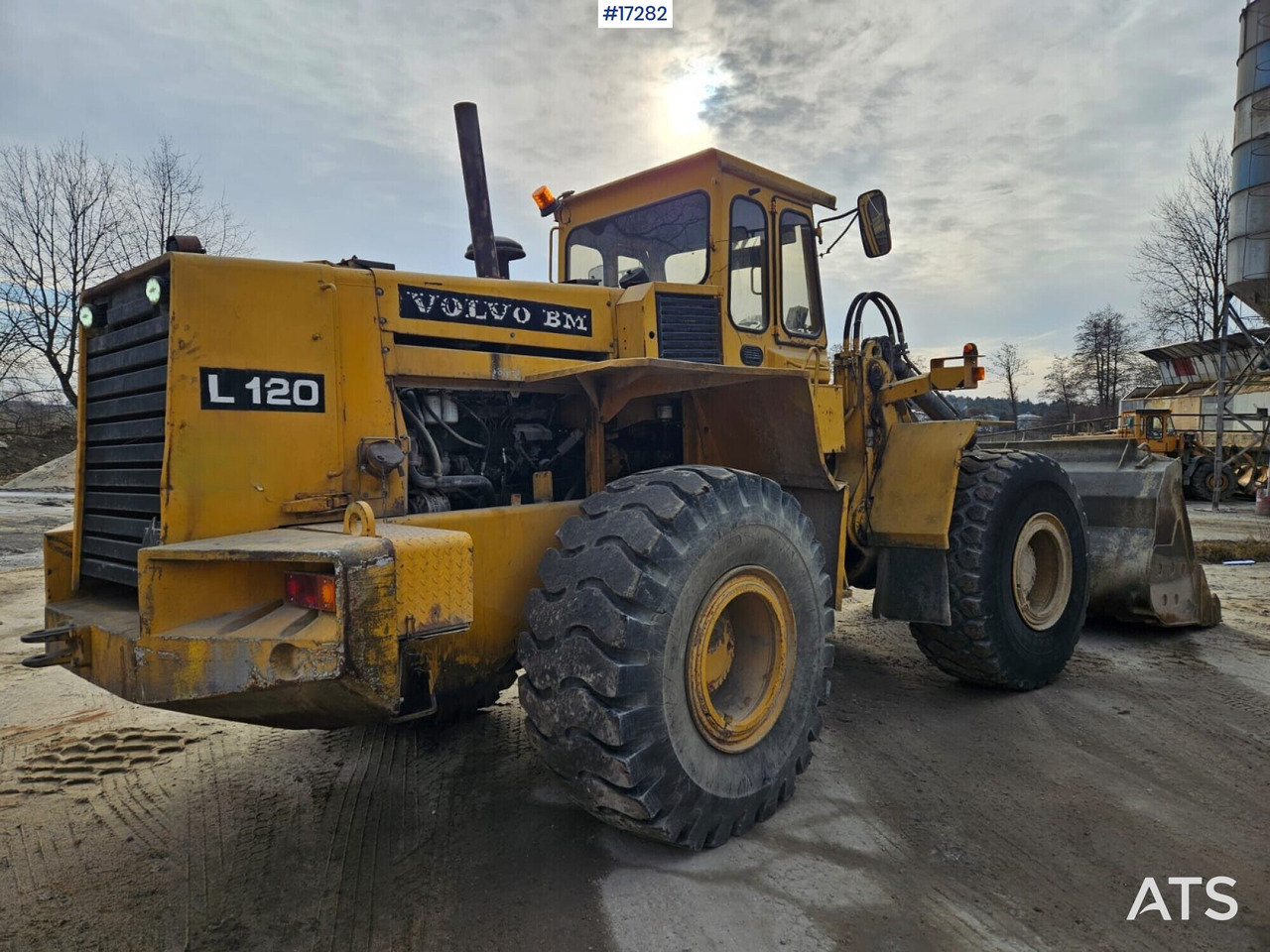 Wiellader Wheel loader VOLVO BM L120 (1991)
