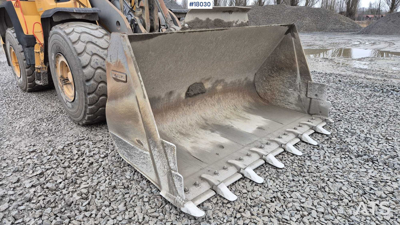 Wiellader Wheel loader VOLVO L180H (2017)