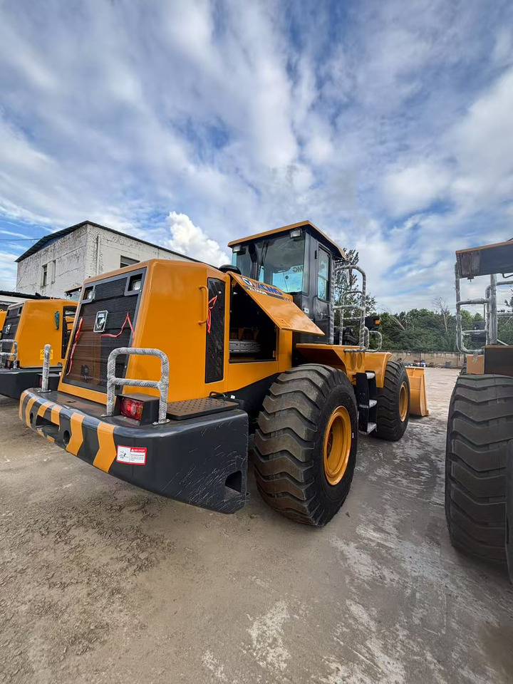 Wiellader XCMG ZL50GN low hour front loader for sale