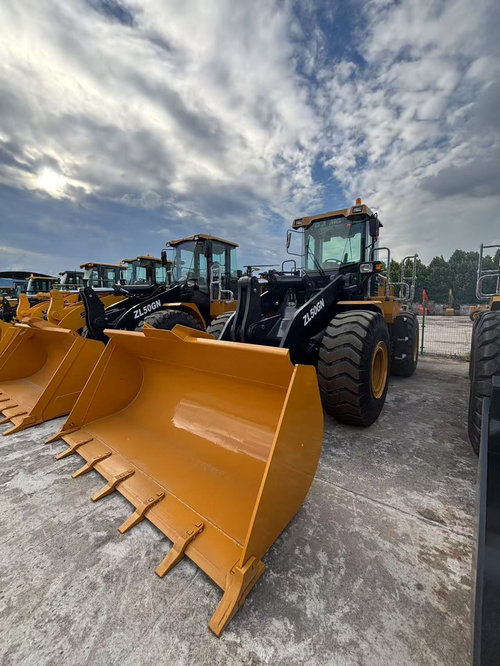 Wiellader XCMG ZL50GN low hour front loader for sale