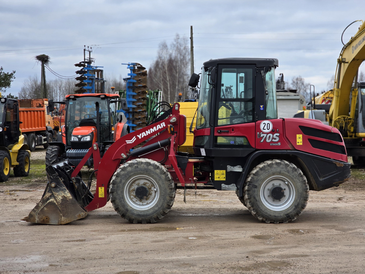 Wiellader YANMAR V70S