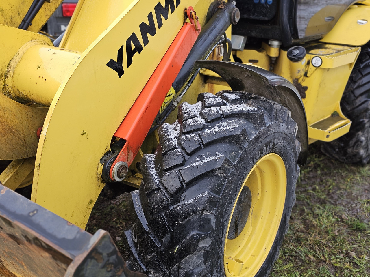 Wiellader YANMAR V8, 744 hours!