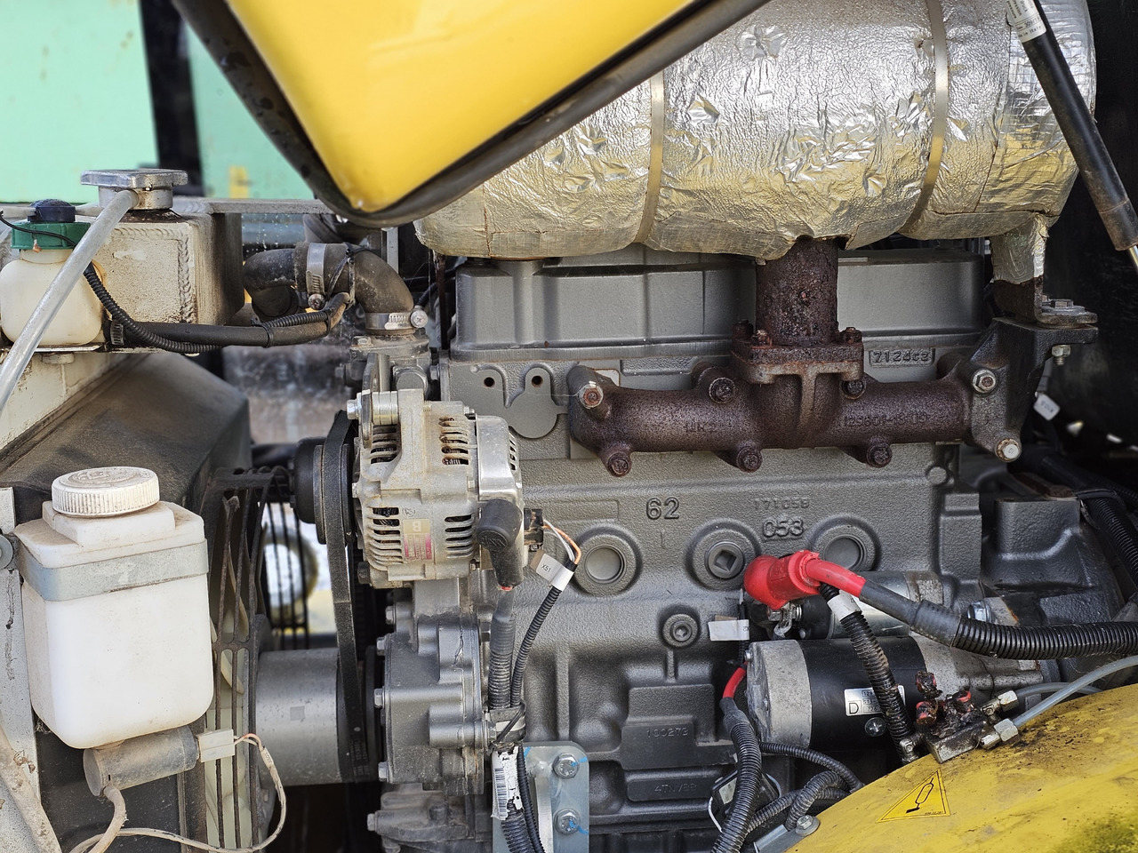 Wiellader YANMAR V8, 744 hours!