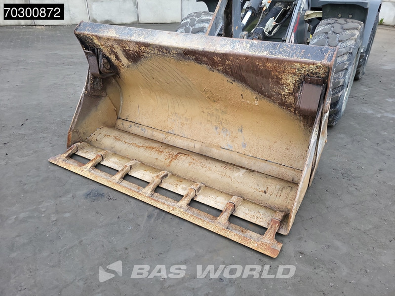 Wiellader Yanmar TL80 4-1 Buckets + Forks