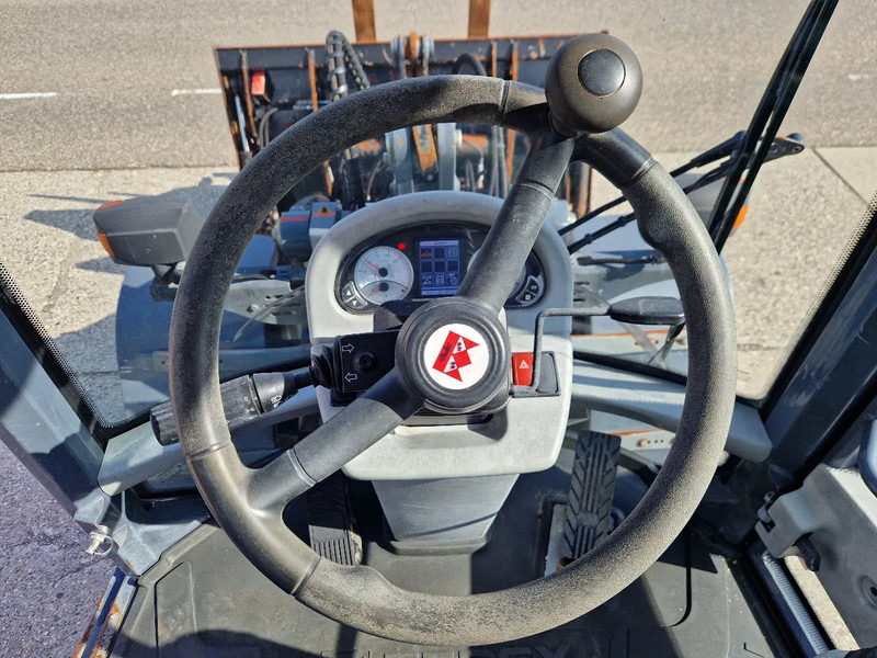 Wiellader Yanmar / Terex TL80 in nette staat 2017