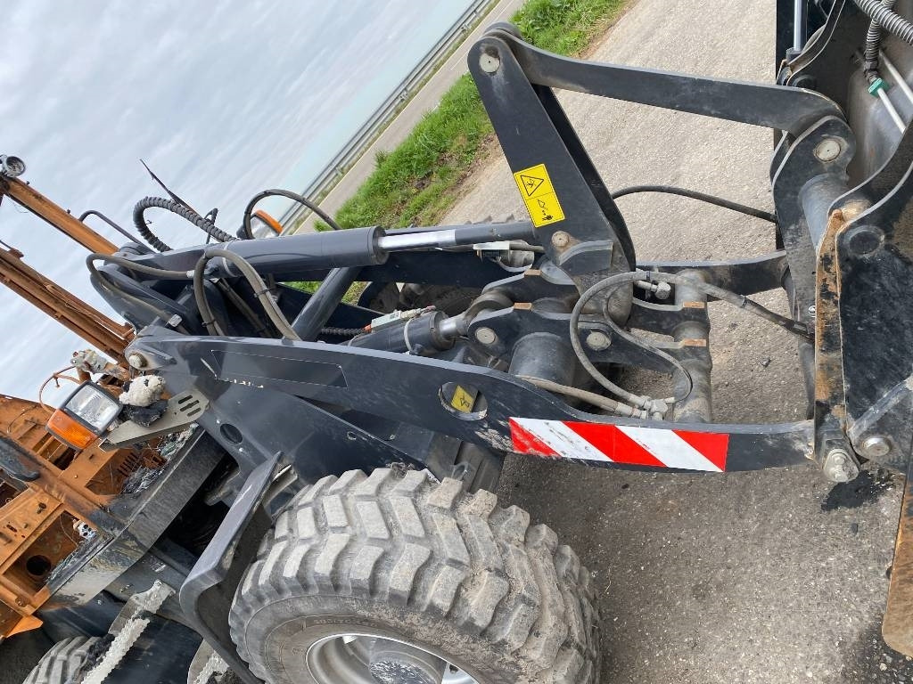 Wiellader Yanmar V 100 / Certificat CE endommagée