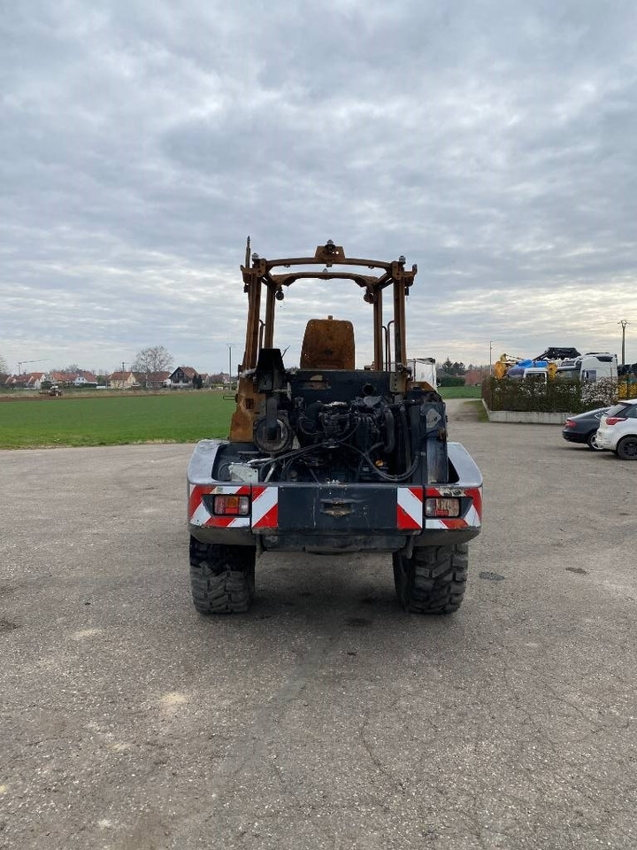 Wiellader Yanmar V 100 / Certificat CE endommagée