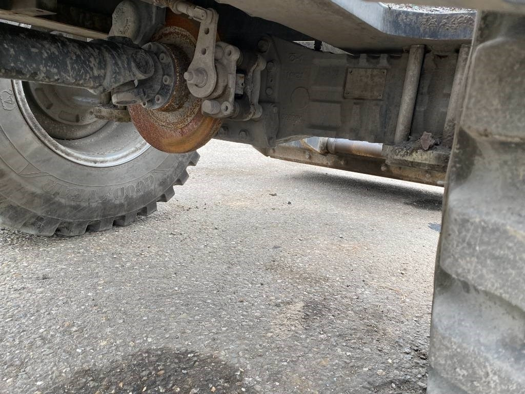 Wiellader Yanmar V 100 / Certificat CE endommagée