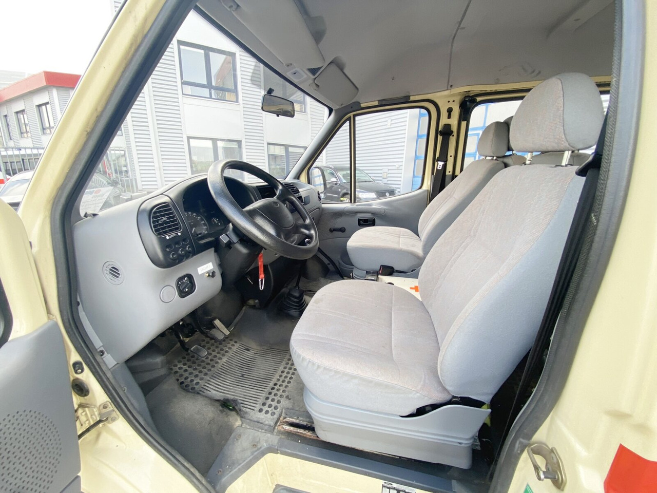 Minibus, Personenvervoer Ford Transit 2.5 4x2 Transit 2.5 4x2, Personentransporter, 8 Sitze: afbeelding 7