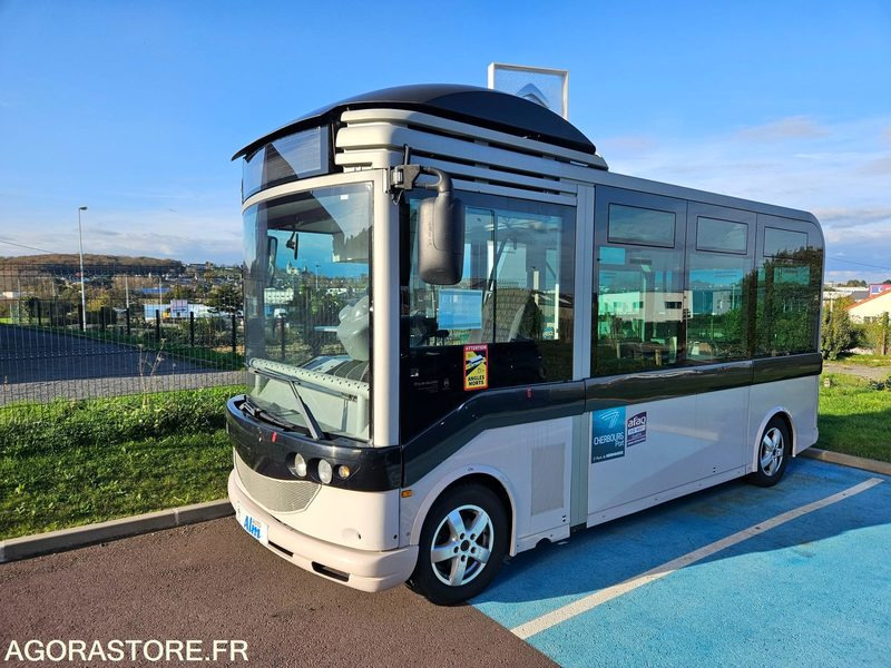 Minibus GRUAU Microbus - 2011 BON - 45500km ETAT GENERAL