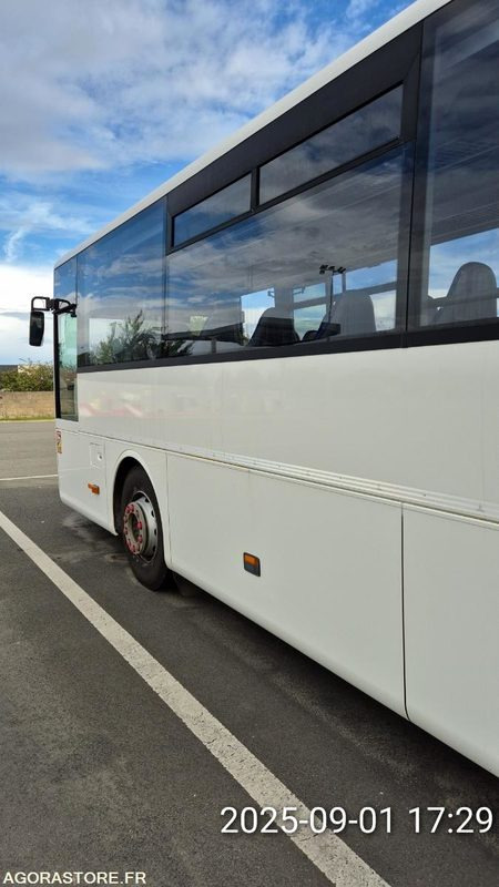 Minibus MERCEDES INTOURO 12,14m N°091055