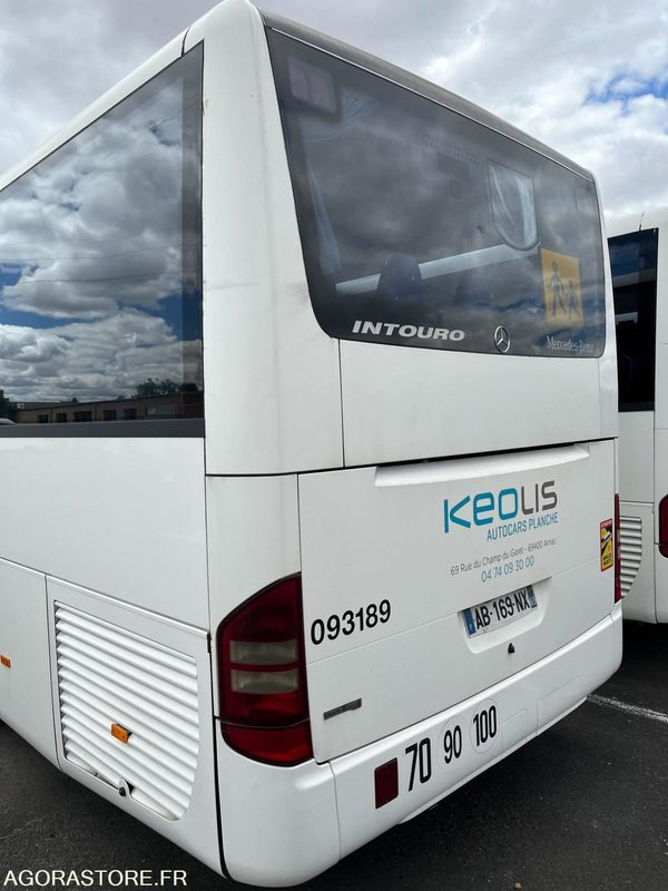 Minibus MERCEDES INTOURO N°093189