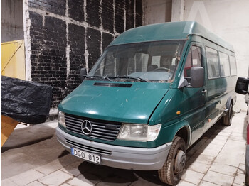 Mercedes-Benz 400-serie 412 - minibus