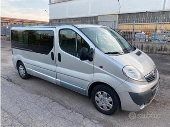  Minibus/ Opel 9 posti anno 2013 km 473.000 - Minibus