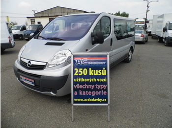 Opel Vivaro 2,0CDTI  9SITZE KLIMA  - minibus