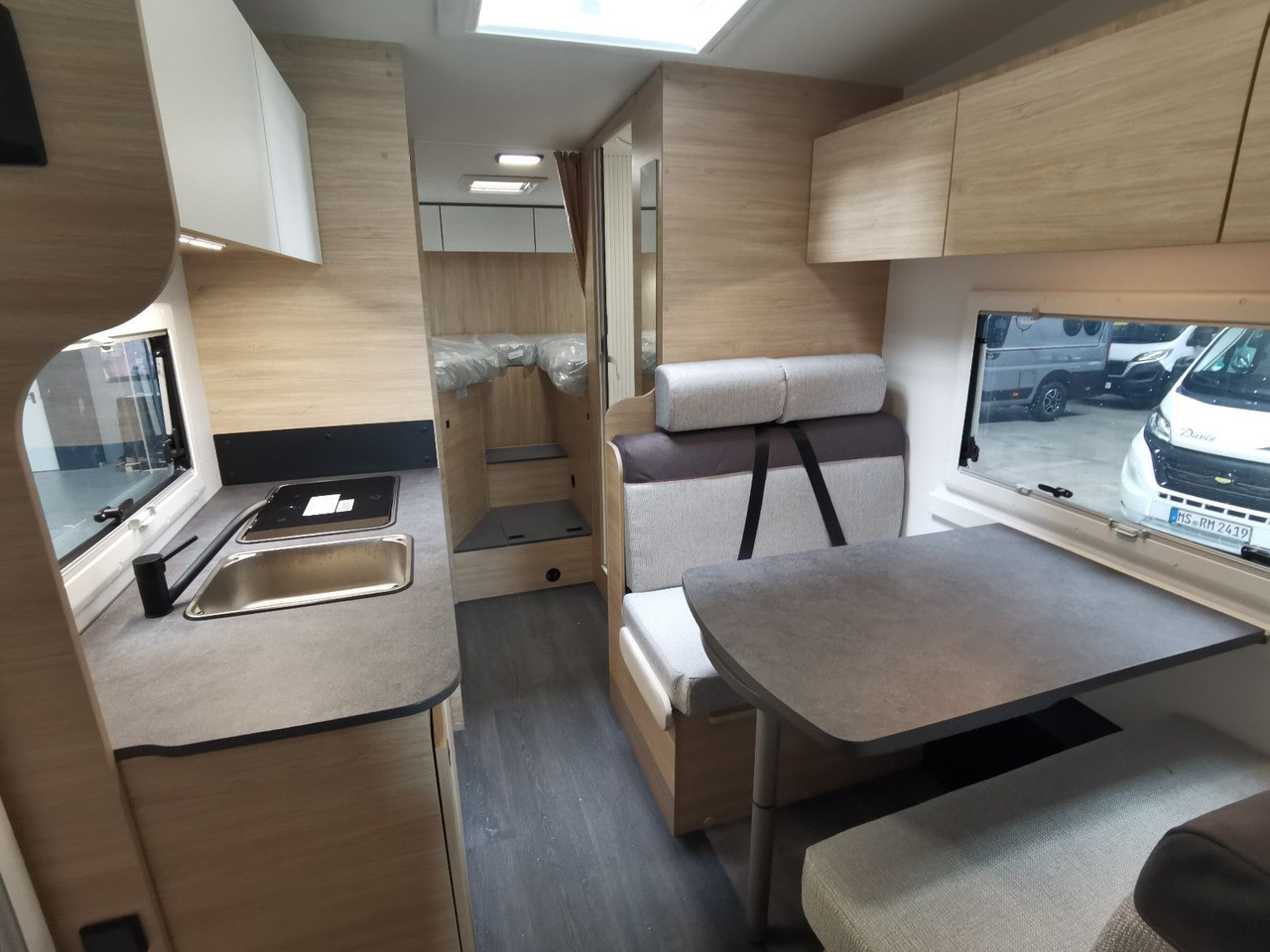 Alkoof camper Chausson C 727 FIRST LINE /140PS / EINZELBETTEN & ALKOVEN