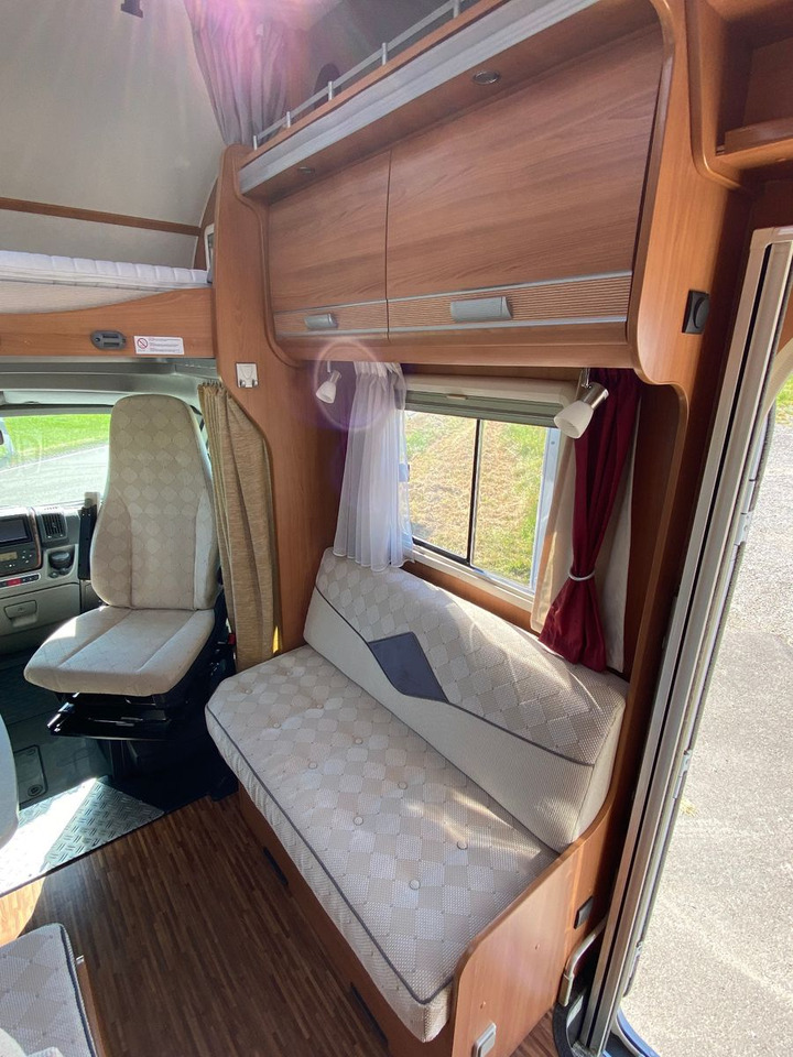 Alkoof camper Dethleffs A 7071, Solar,SAT,AHK
