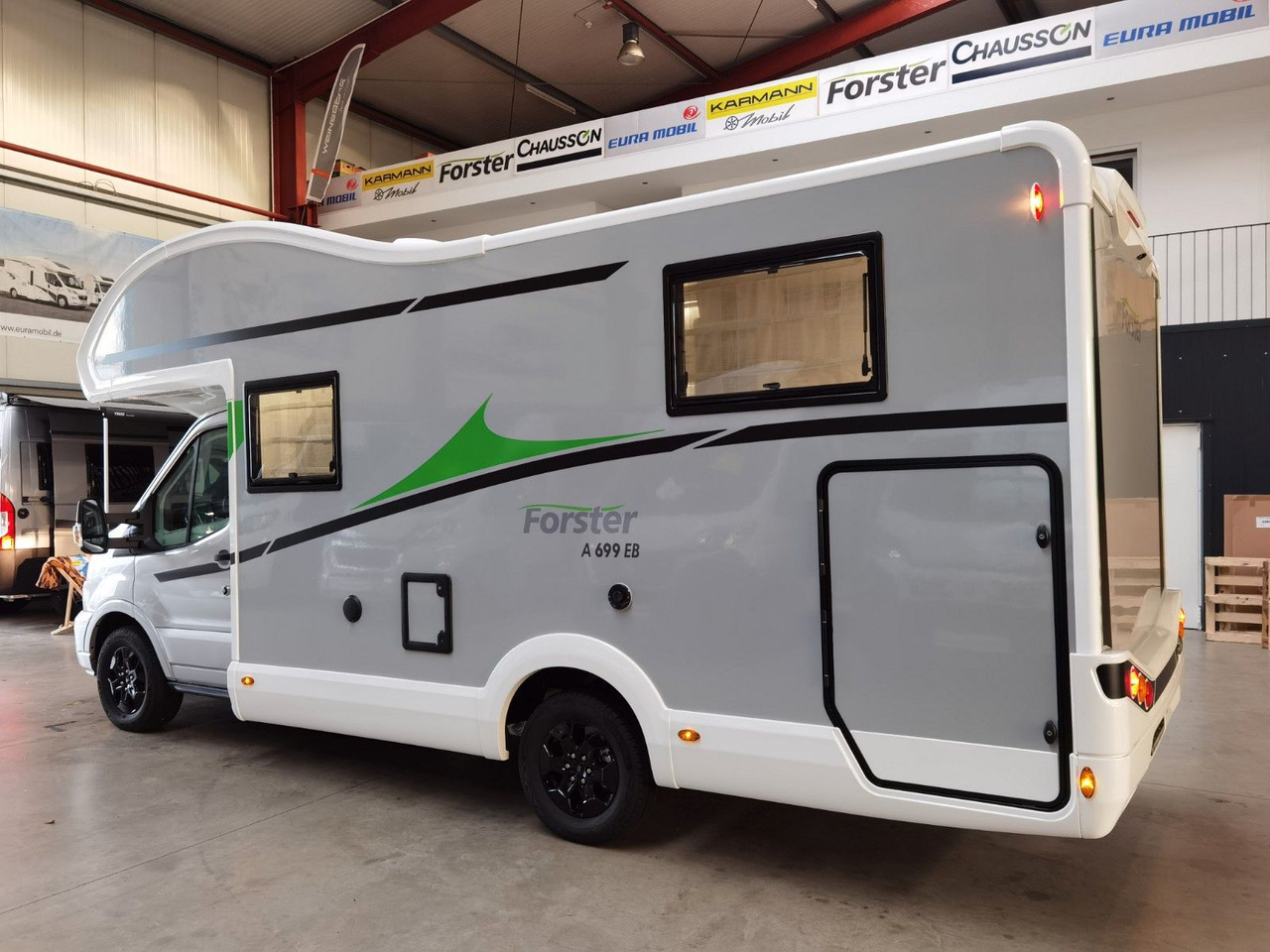 Alkoof camper Forster A 699 EB / - 2026 - / 165 PS - 8G / EINZELBETTEN