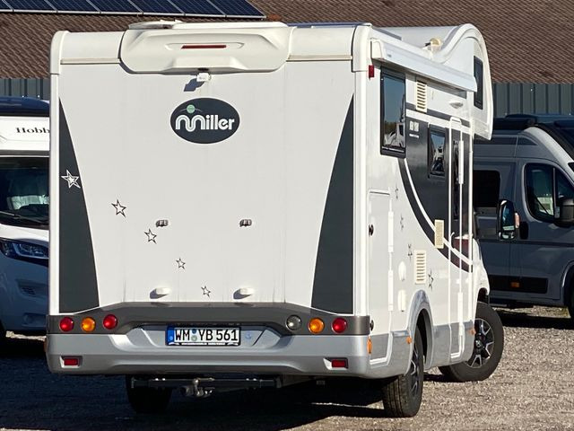 Alkoof camper Miller New York,Einzellbetten. AHK,TV,Solar