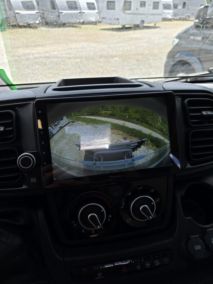 Alkoof camper Weinsberg CaraHome 550 MG Markise, AHK, LED