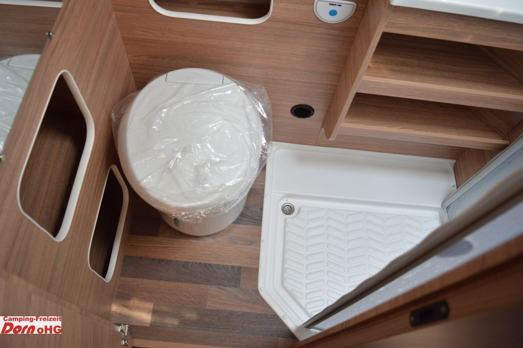 Alkoof camper Weinsberg CaraHome 650 DG Viel Ausstattung.