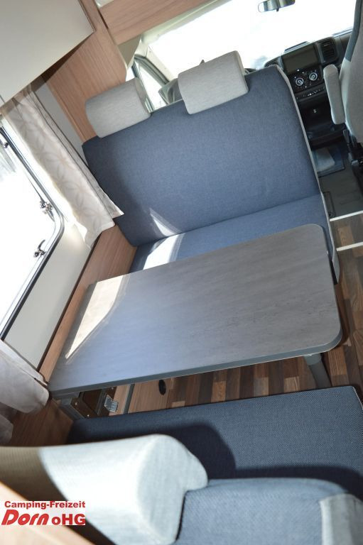 Alkoof camper Weinsberg CaraHome 650 DG Viel Ausstattung.