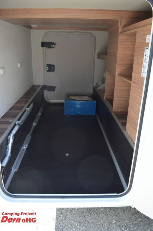 Alkoof camper Weinsberg CaraHome 650 MEG Stylingpaket Alu