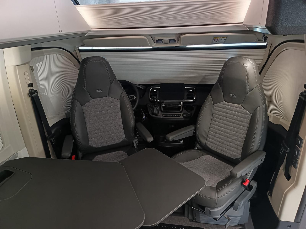 Buscamper Adria Twin Edition 640 SGX Maxi 132kW*138L KÜHLSCHRANK