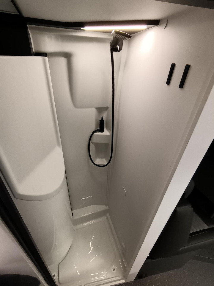 Buscamper Adria Twin Edition 640 SGX Maxi 132kW*138L KÜHLSCHRANK