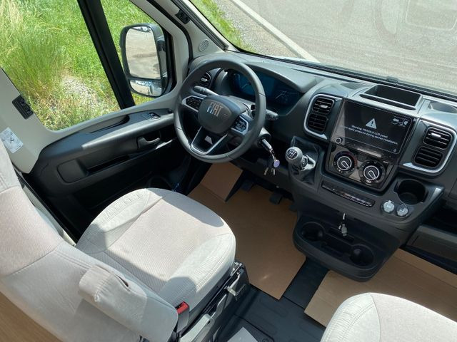 Buscamper Carado CV 600 Dieselheizung,Skyroof,Autmatik, whiteLabl