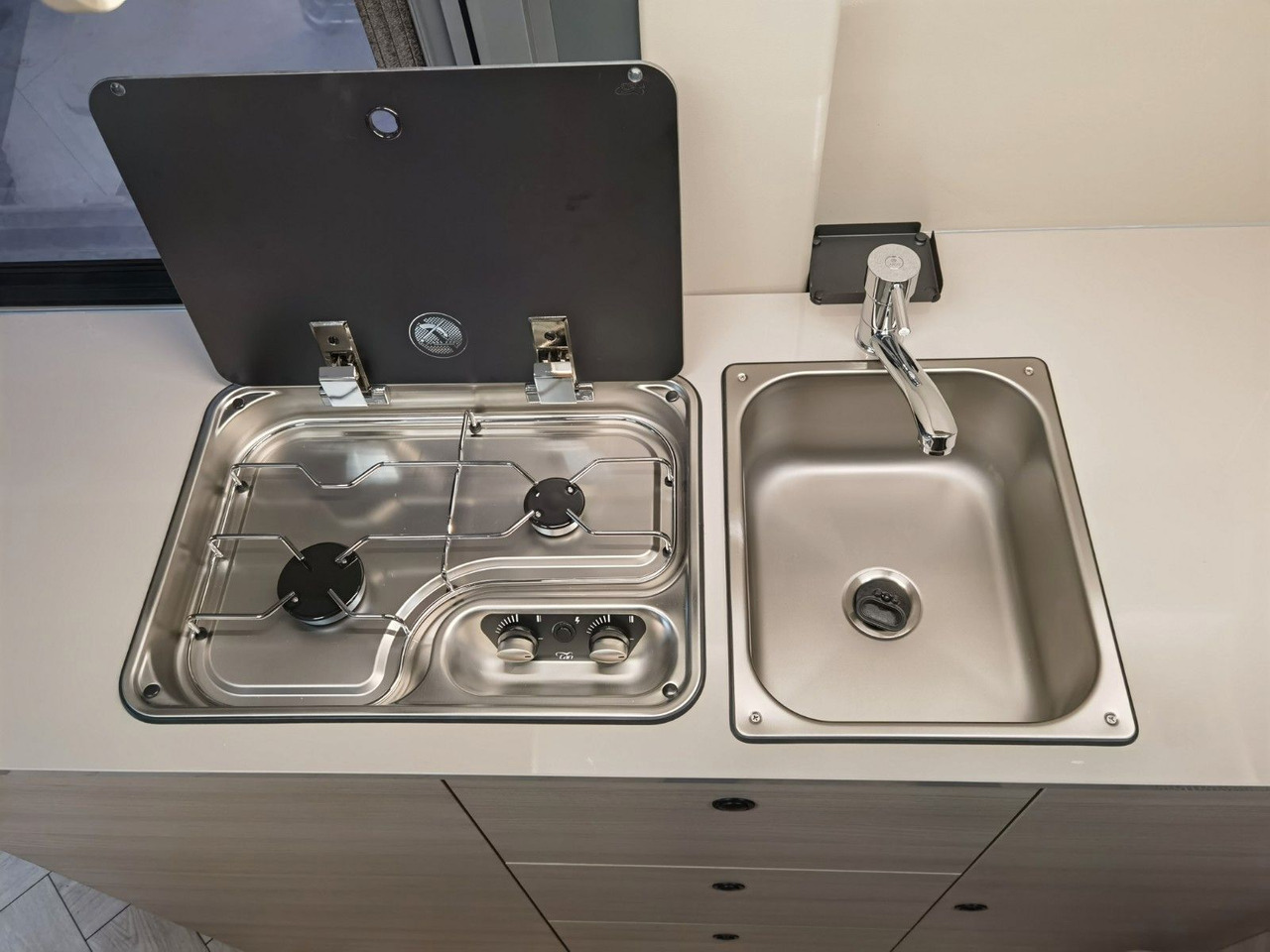 Buscamper Chausson V594 FIRST LINE/ -2026- / 140PS / ZUBEHÖR -PAKET